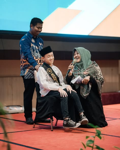 Wawancara Haru Bersama MC